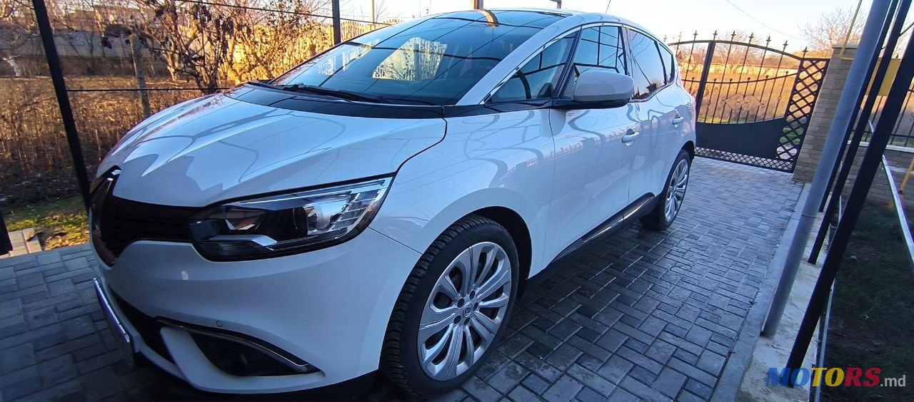 2017' Renault Scenic photo #2