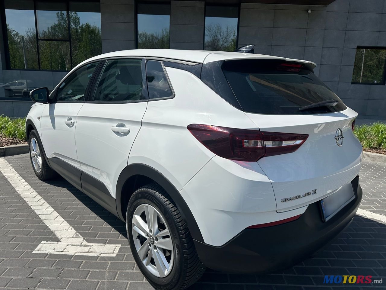 2020' Opel Grandland X photo #3