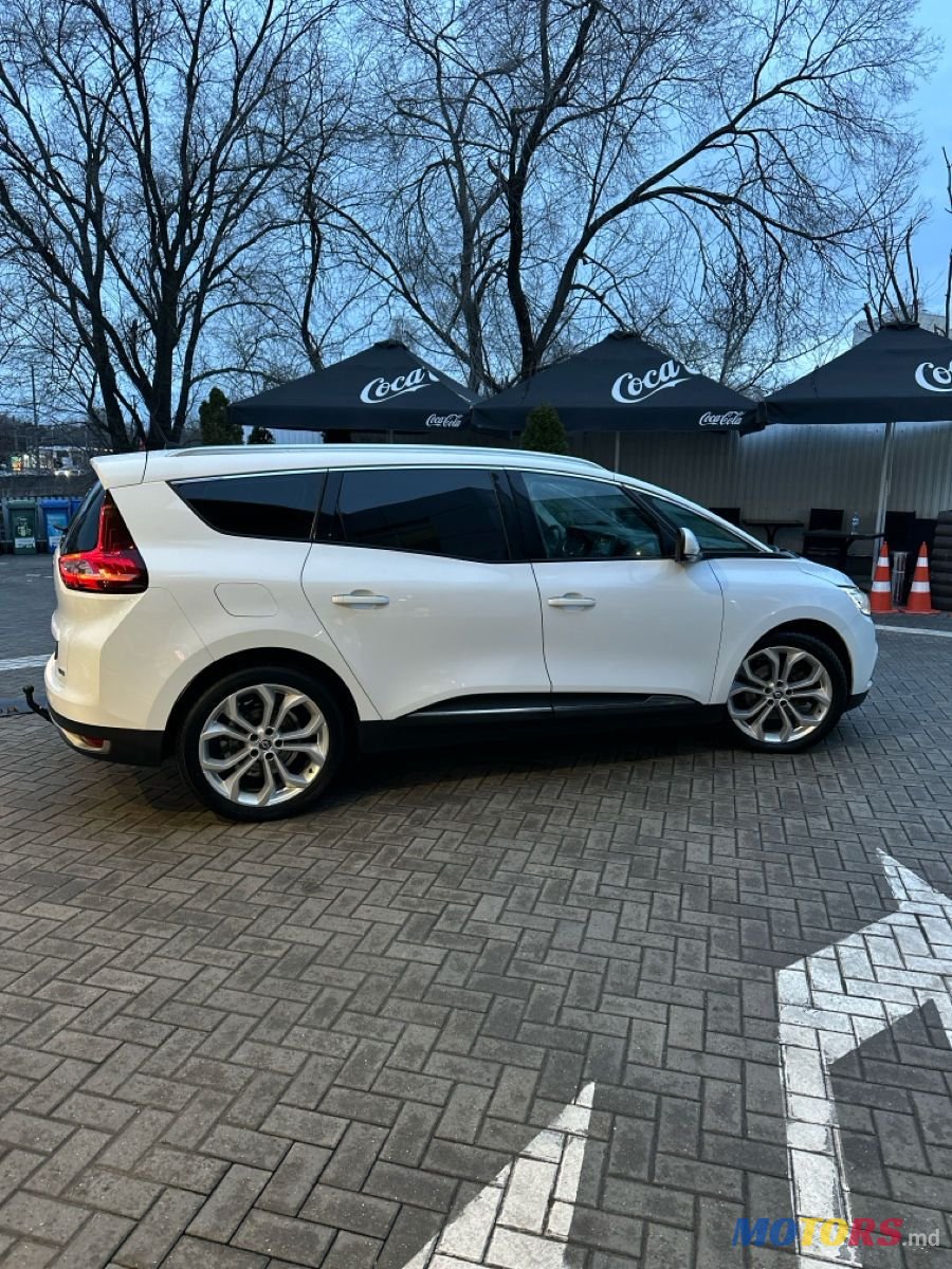 2017' Renault Grand Scenic photo #2
