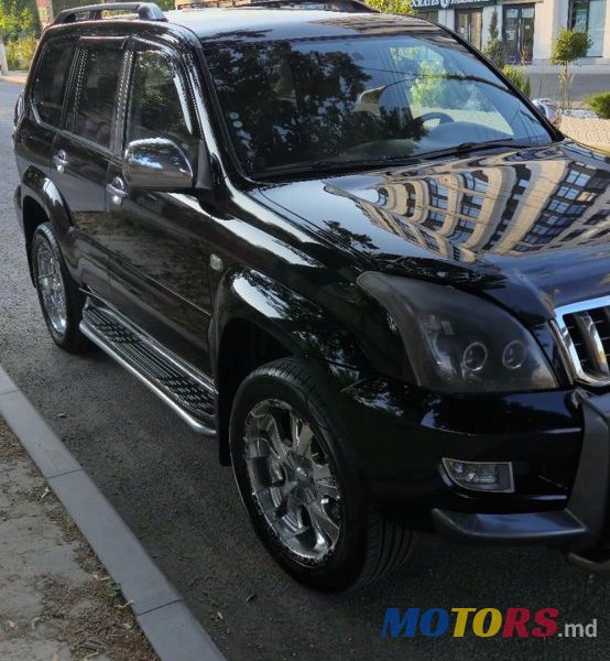 2007' Toyota Land Cruiser Prado photo #5