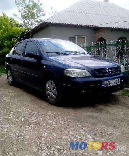 2004' Opel Astra photo #1