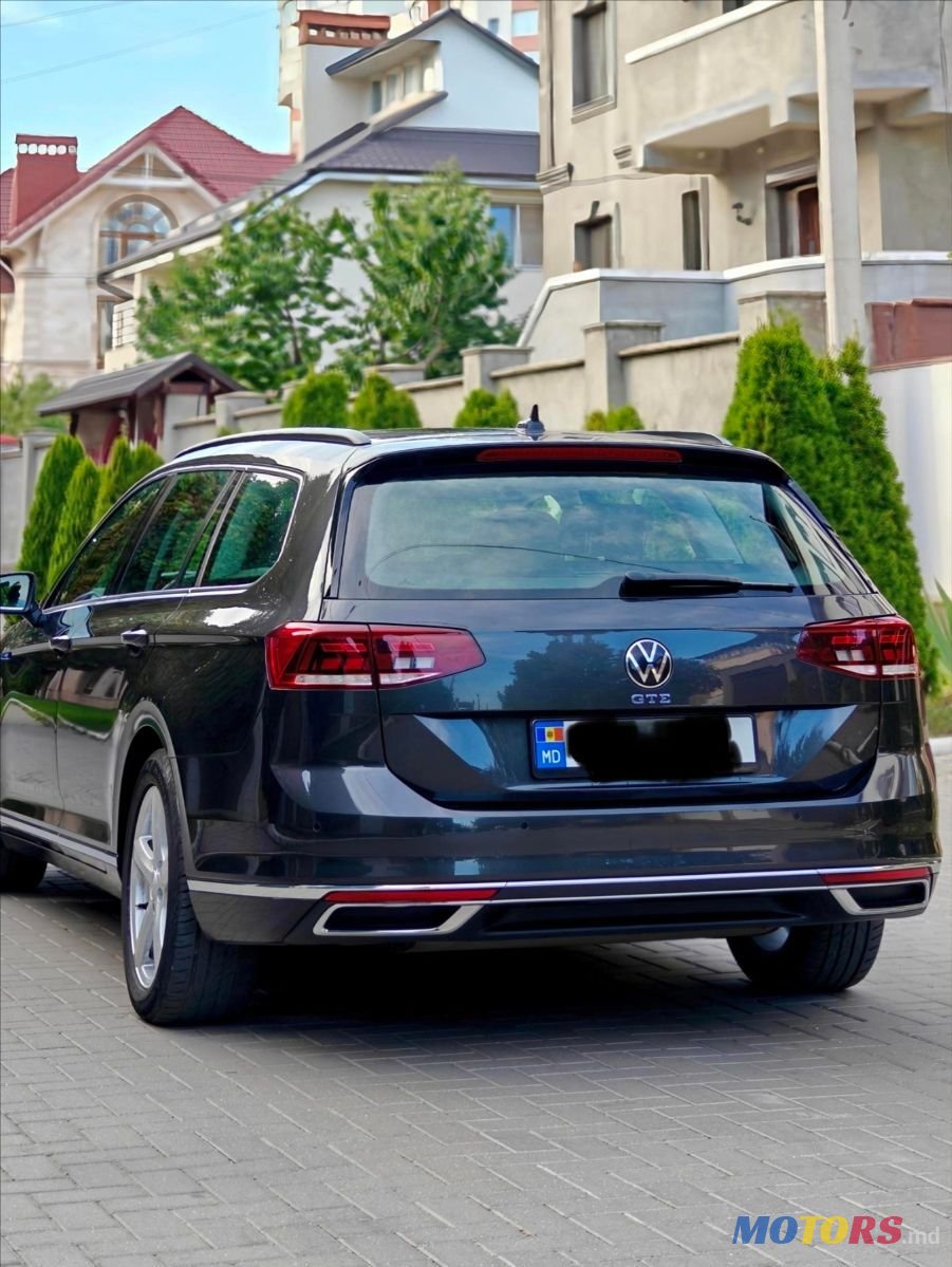 2021' Volkswagen Passat photo #6