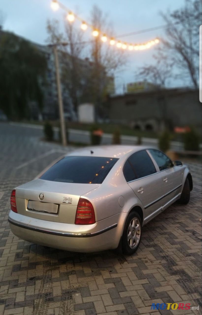 2005' Skoda Superb photo #4