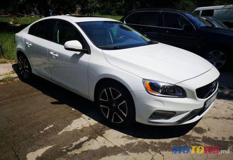 2017' Volvo S60 photo #2