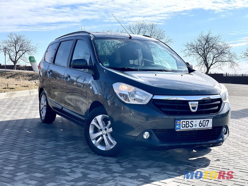 2012' Dacia Lodgy photo #1