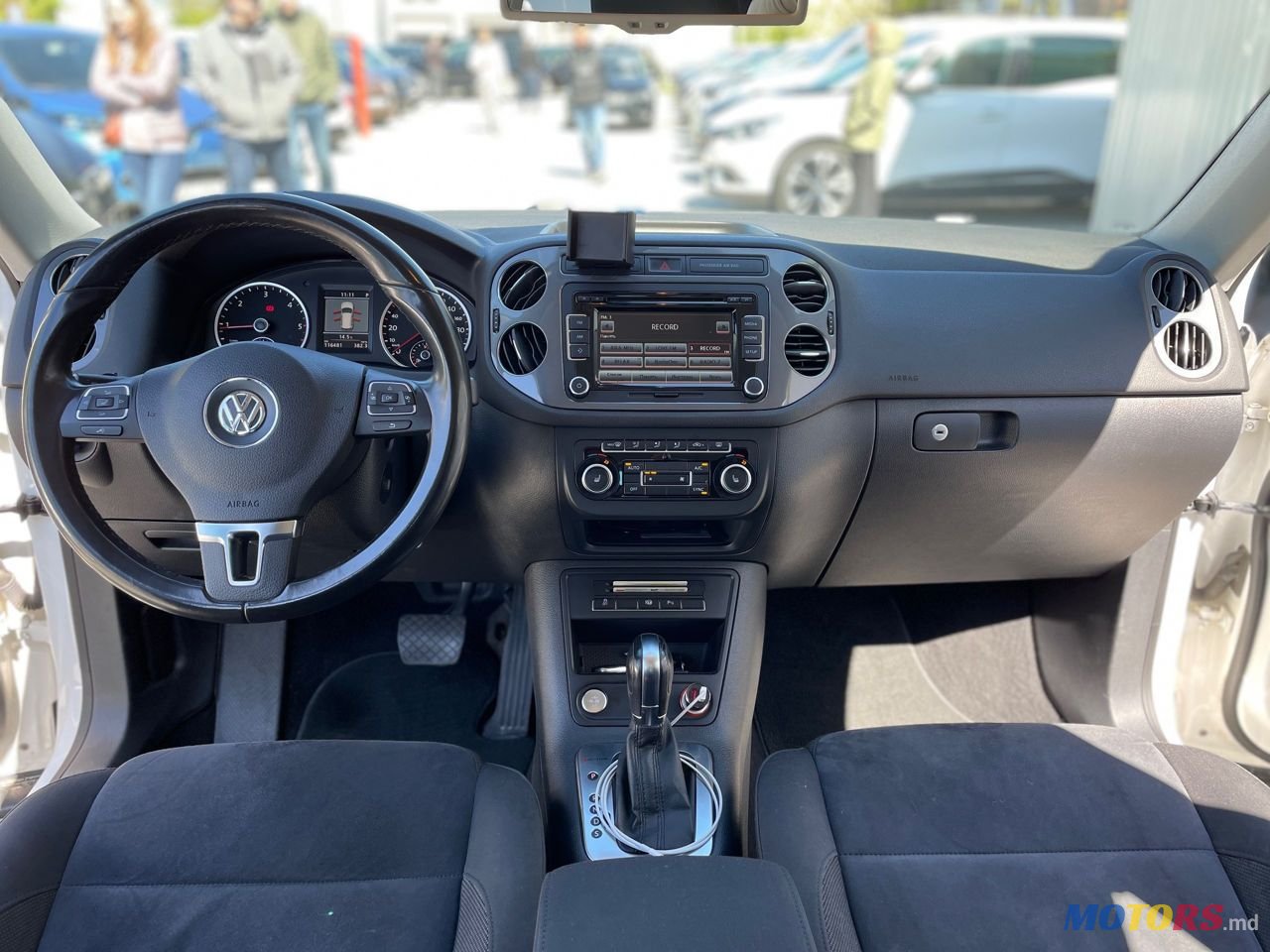 2013' Volkswagen Tiguan photo #5