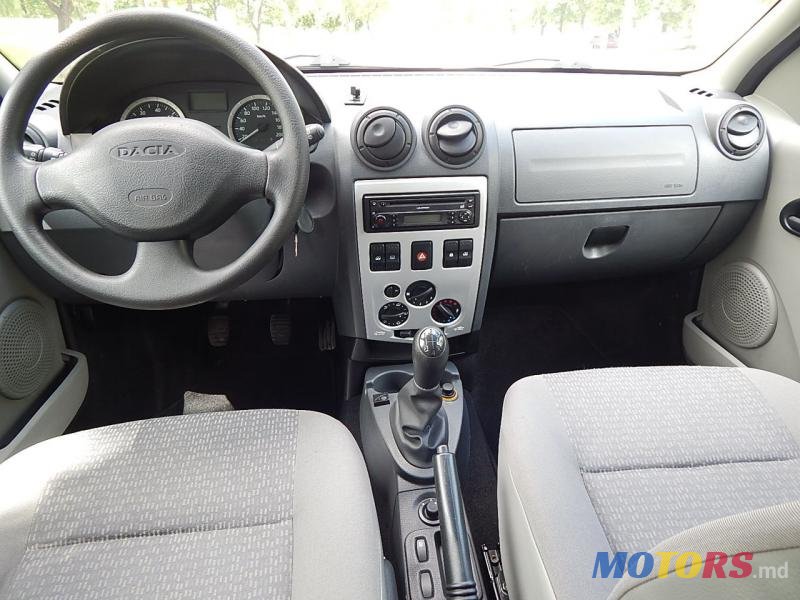 2008' Dacia Logan photo #6