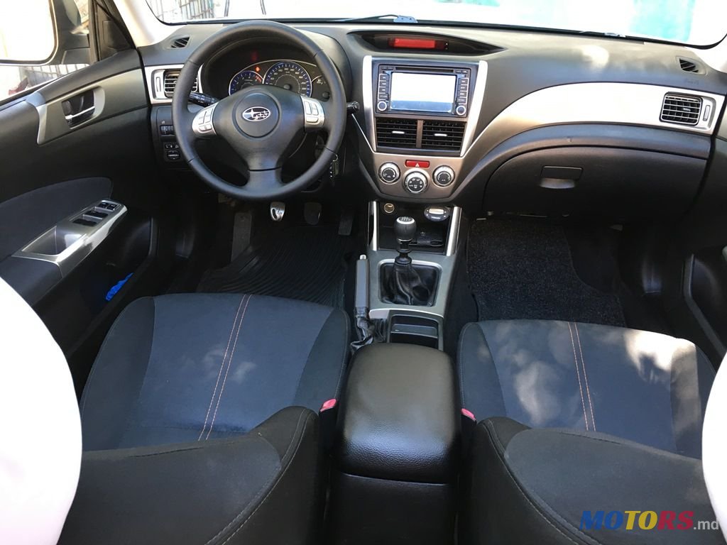 2010' Subaru Forester photo #5