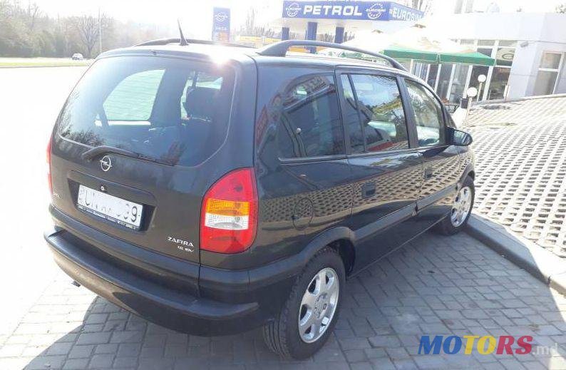 2001' Opel Zafira photo #1