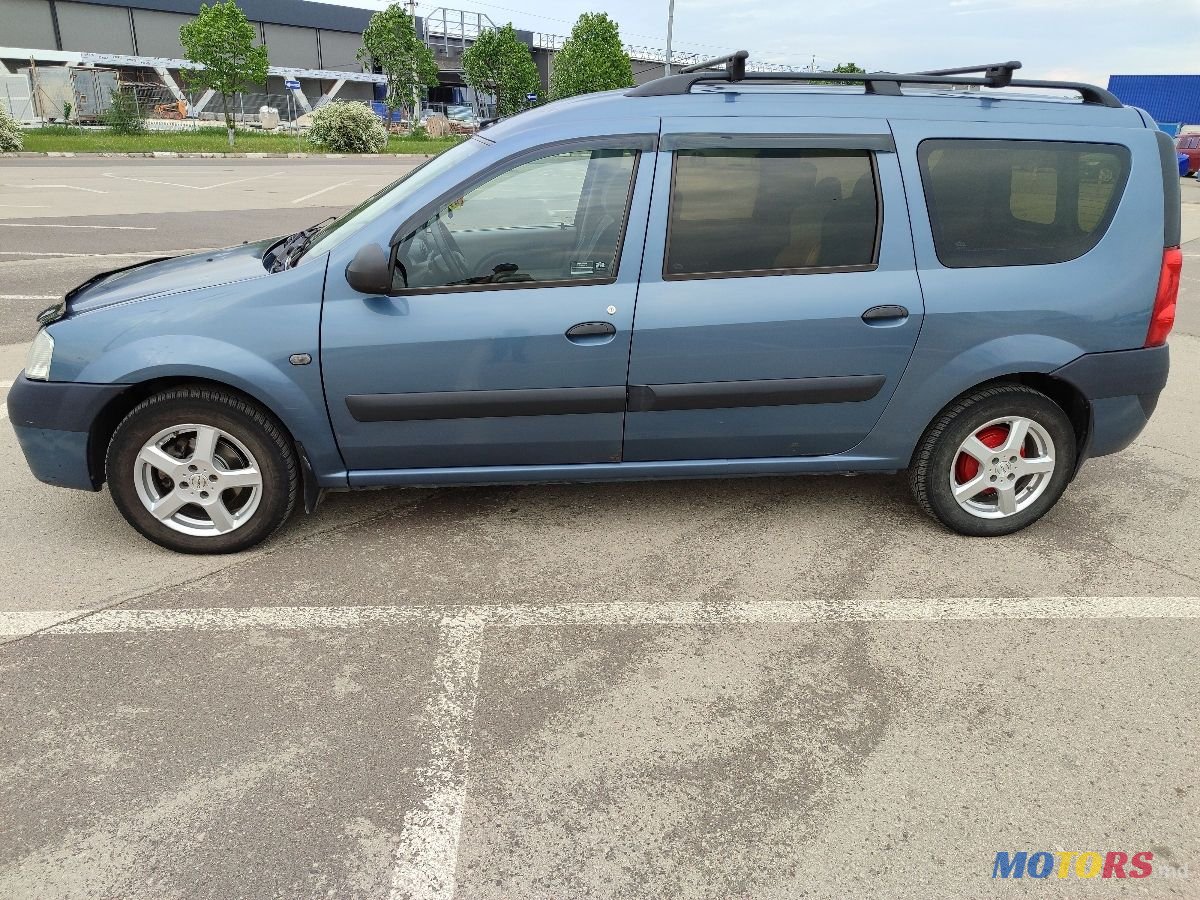 2007' Dacia Logan Mcv photo #3