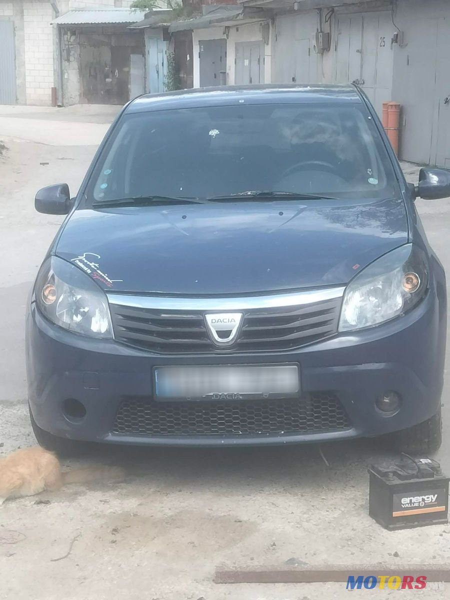 2009' Dacia Sandero photo #1