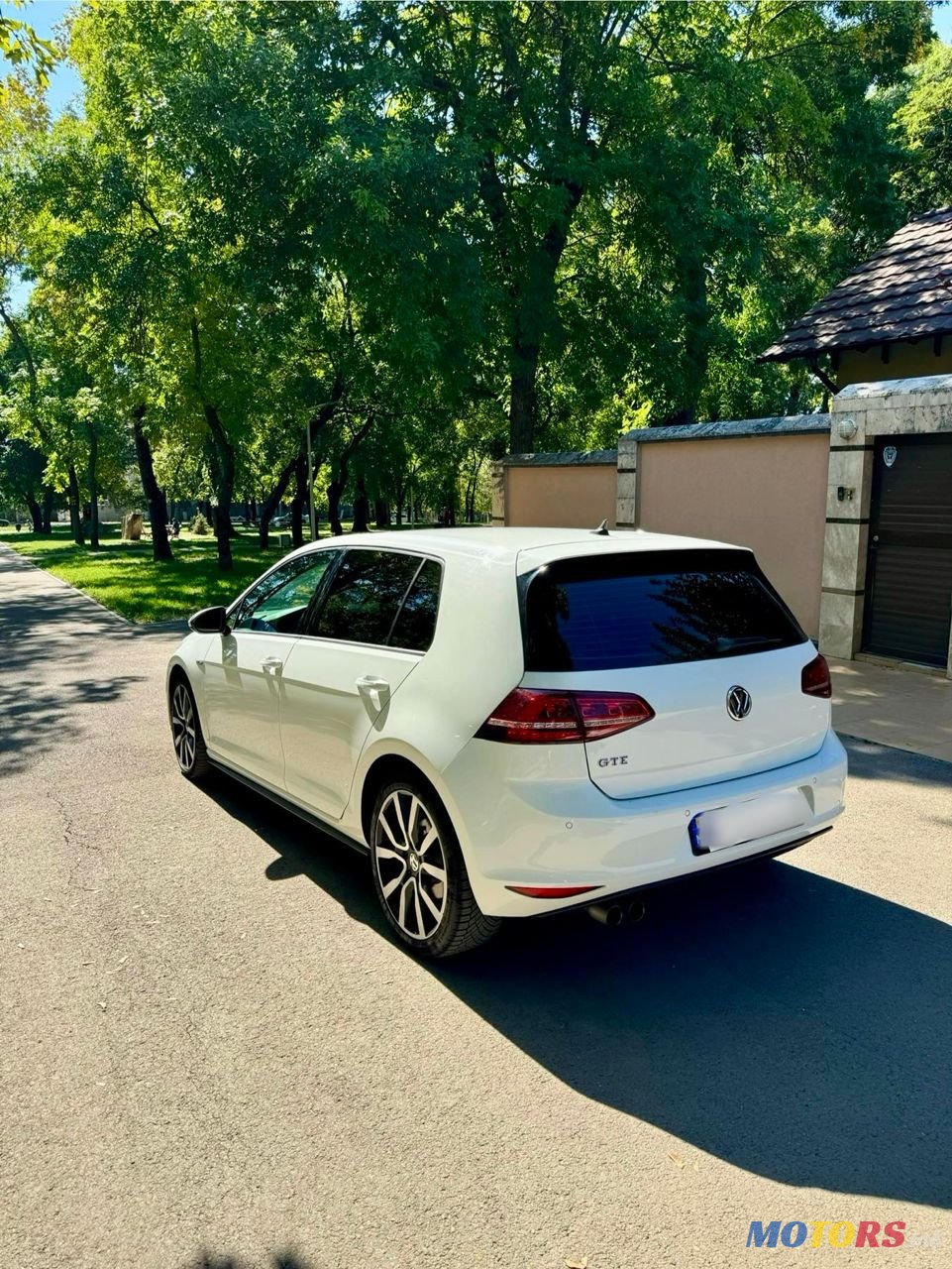 2015' Volkswagen Golf photo #5