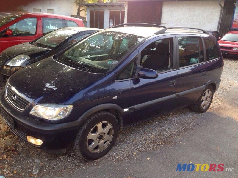 2003' Opel Zafira photo #3