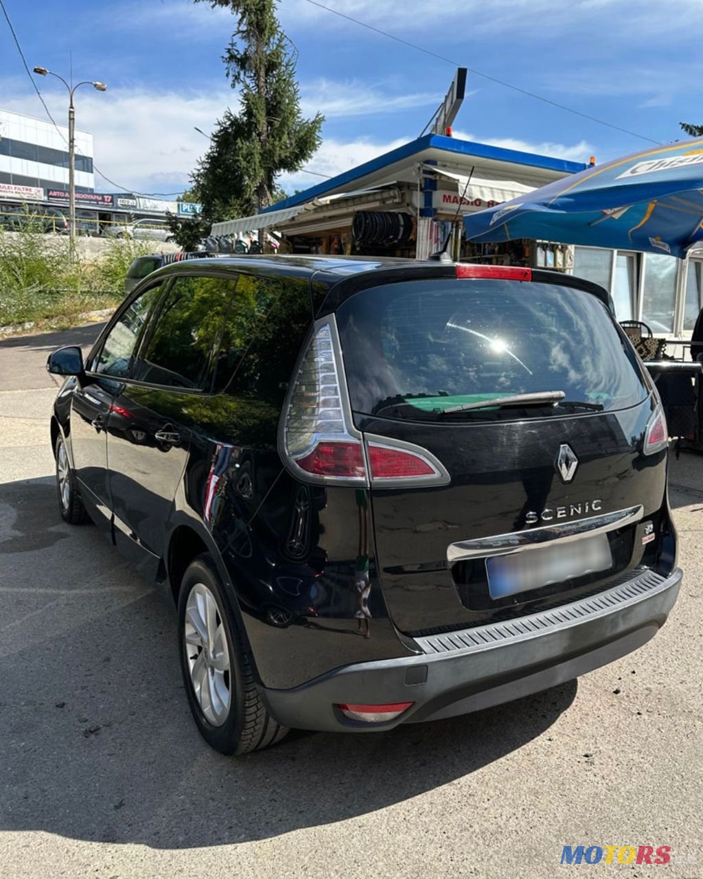 2014' Renault Scenic photo #5