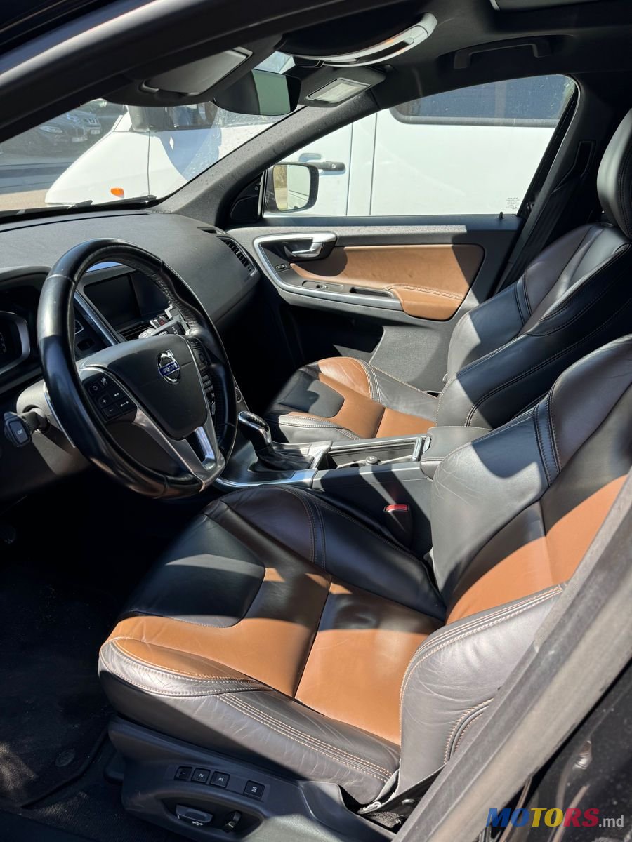 2015' Volvo XC60 photo #5