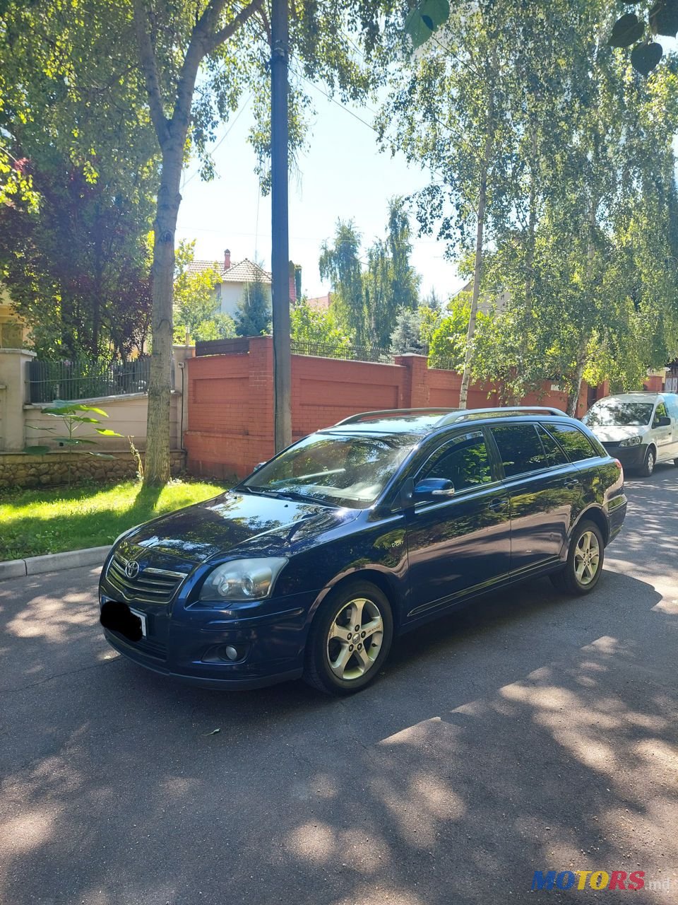 2007' Toyota Avensis photo #1