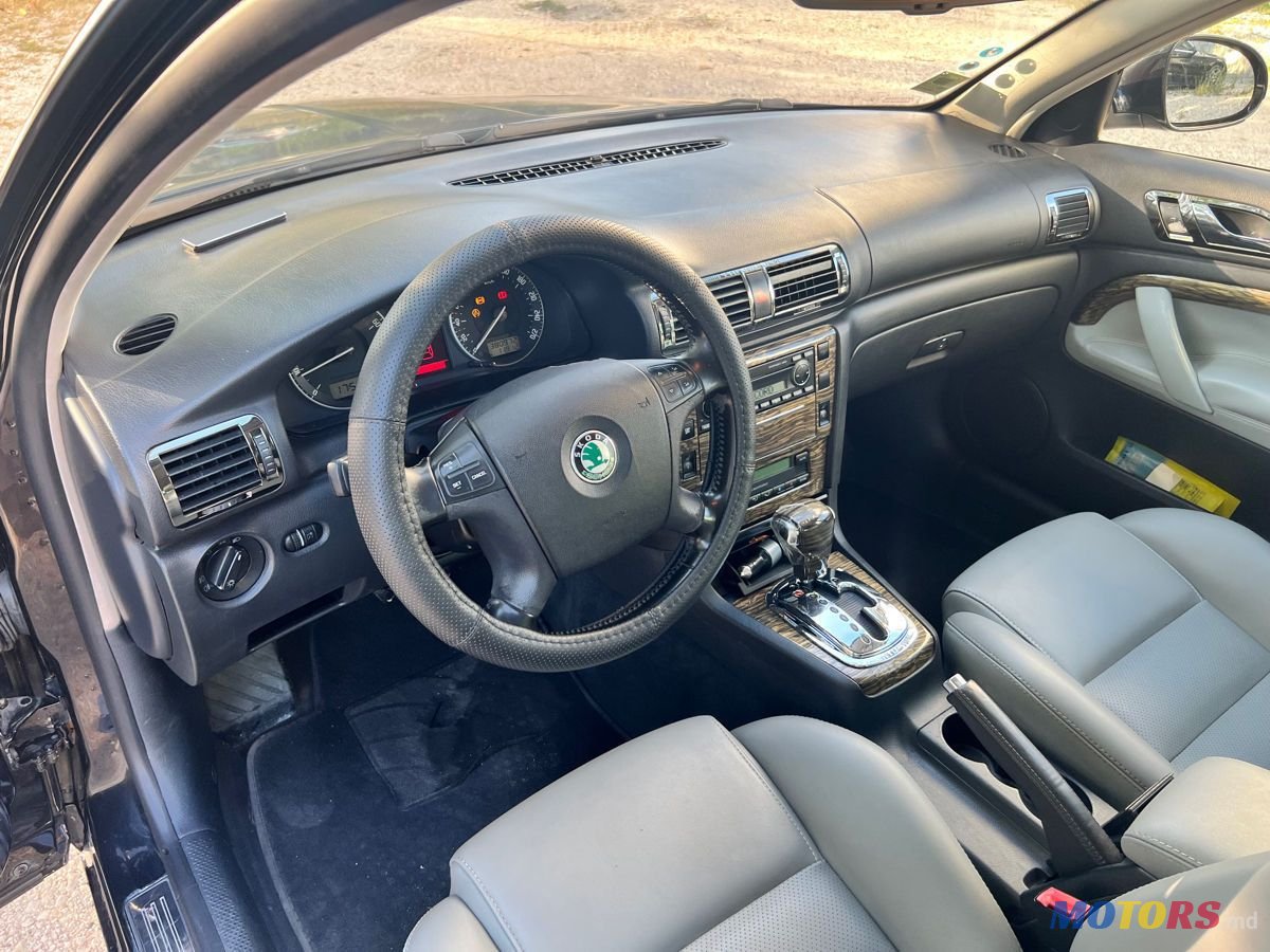 2008' Skoda Superb photo #6