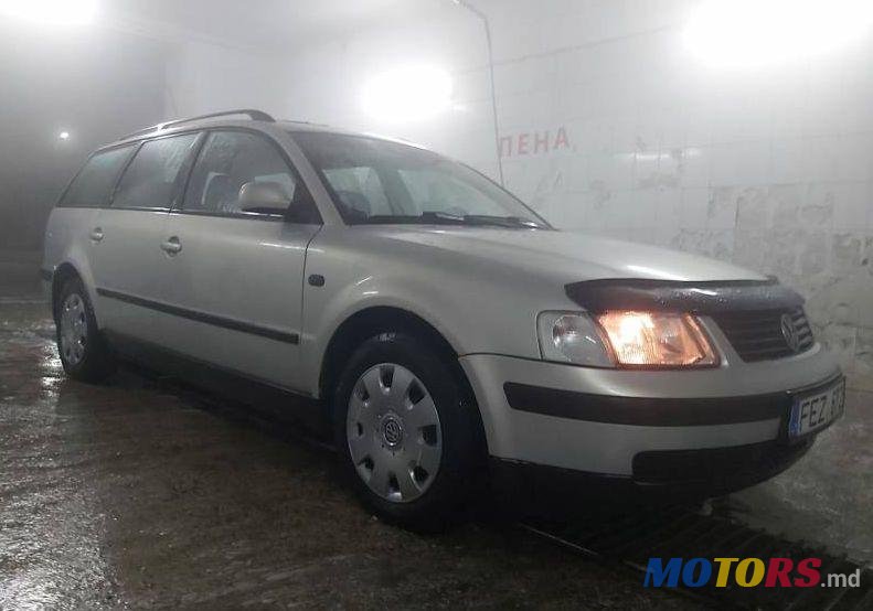 1999' Volkswagen Passat photo #1