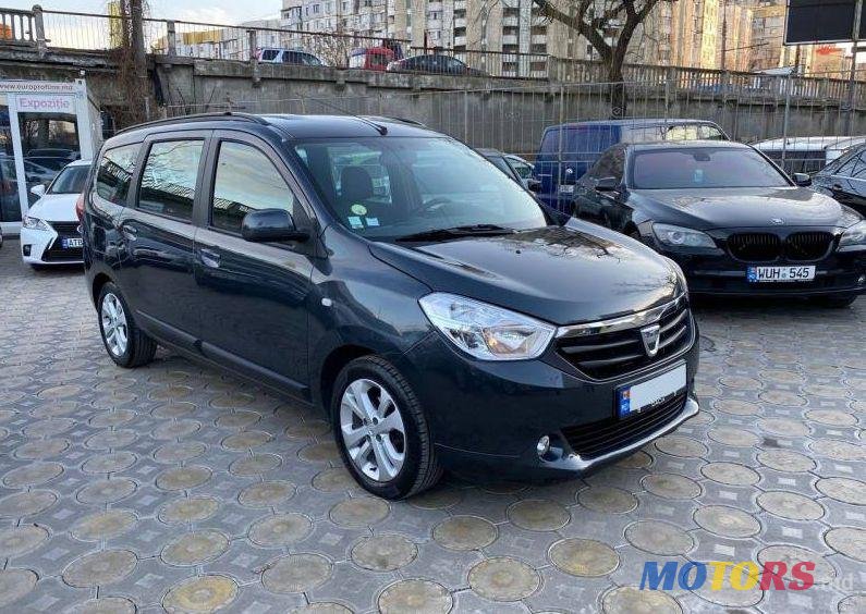 2012' Dacia Lodgy photo #1