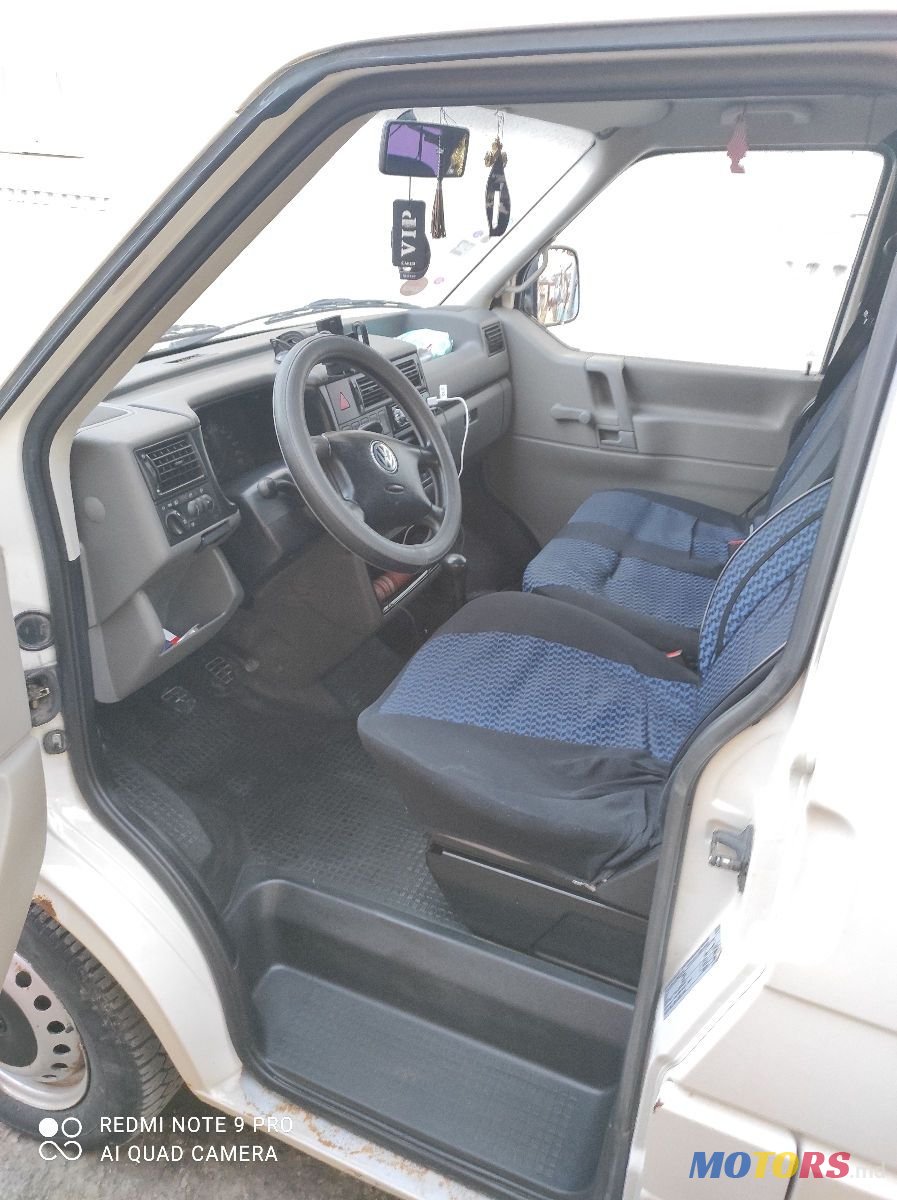 2000' Volkswagen Transporter photo #6