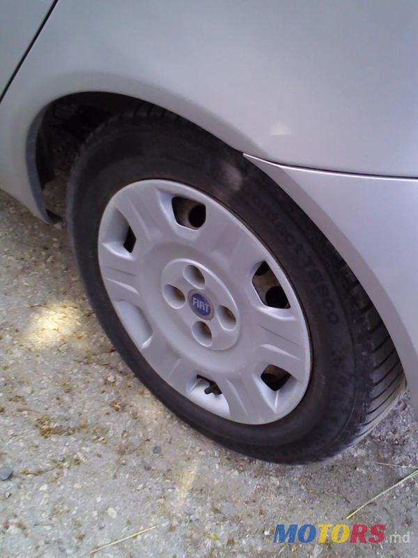 2004' Fiat Punto photo #4