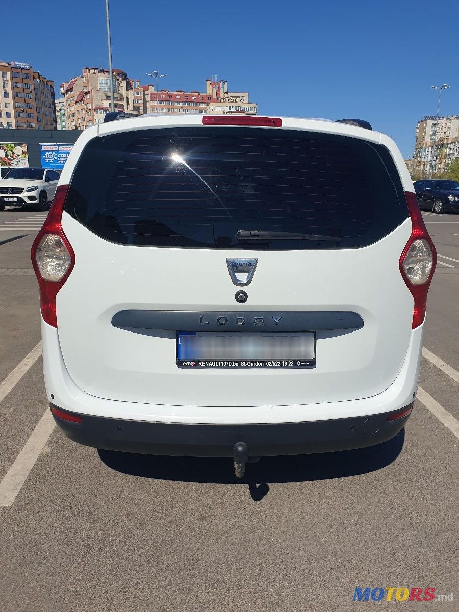 2013' Dacia Lodgy photo #6