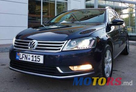 2012' Volkswagen Passat photo #3