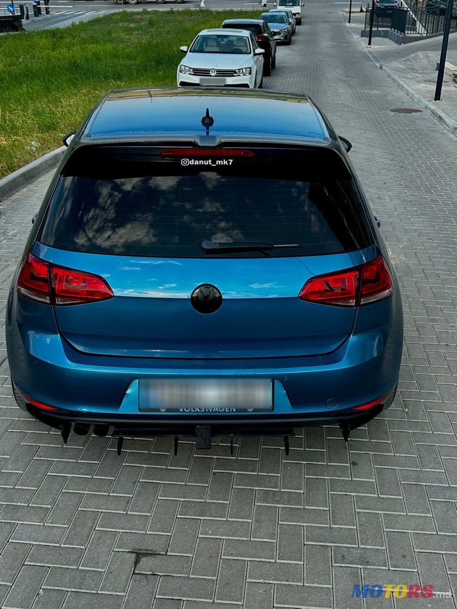2013' Volkswagen Golf photo #4