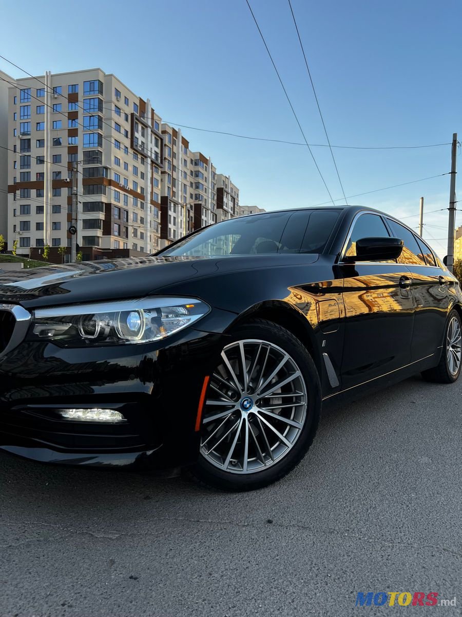 2018' BMW 5 Series photo #5