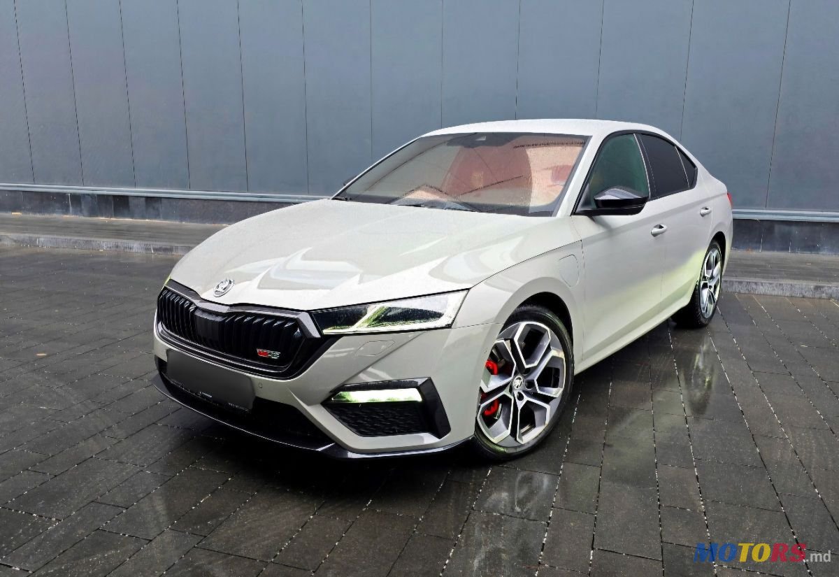 2020' Skoda Octavia Rs photo #1