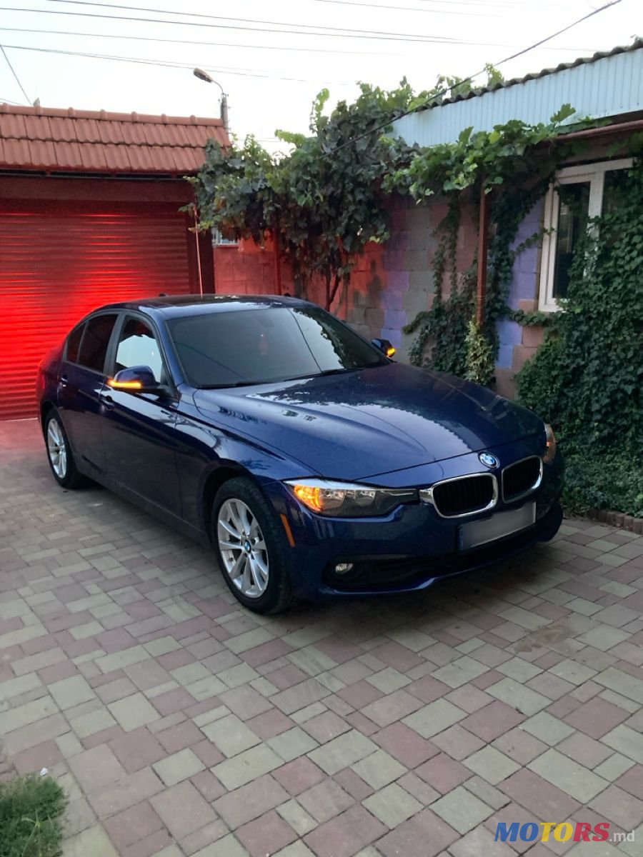 2016' BMW 3 Series photo #4