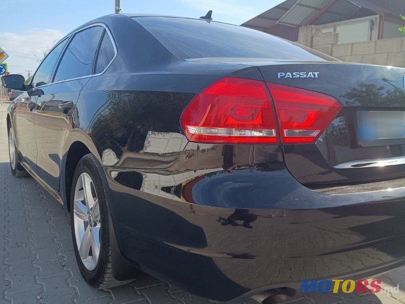 2015' Volkswagen Passat photo #5