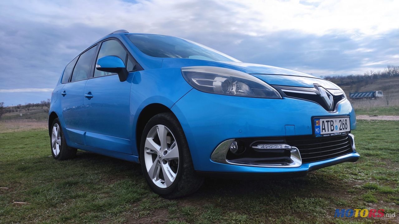 2014' Renault Grand Scenic photo #2