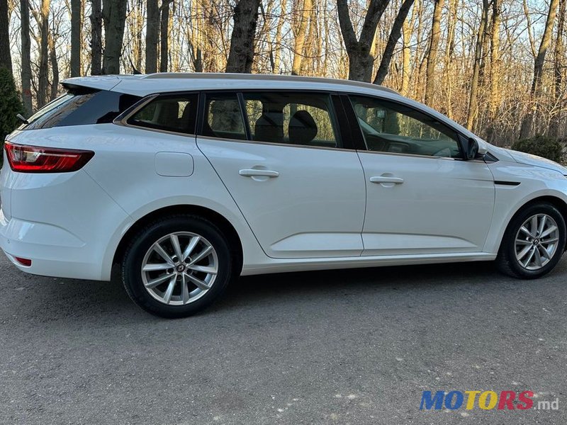 2017' Renault Megane photo #6