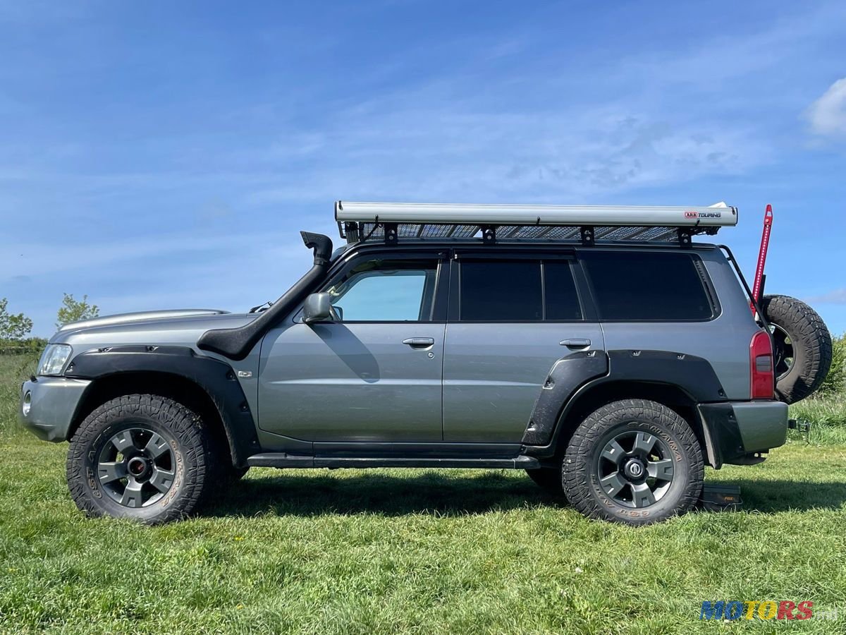 2005' Nissan Patrol photo #2