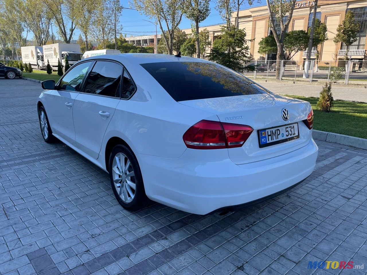 2014' Volkswagen Passat photo #3