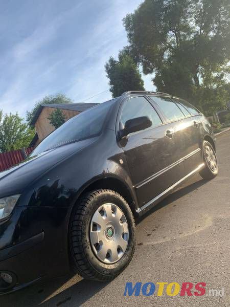 2004' Skoda Fabia photo #3