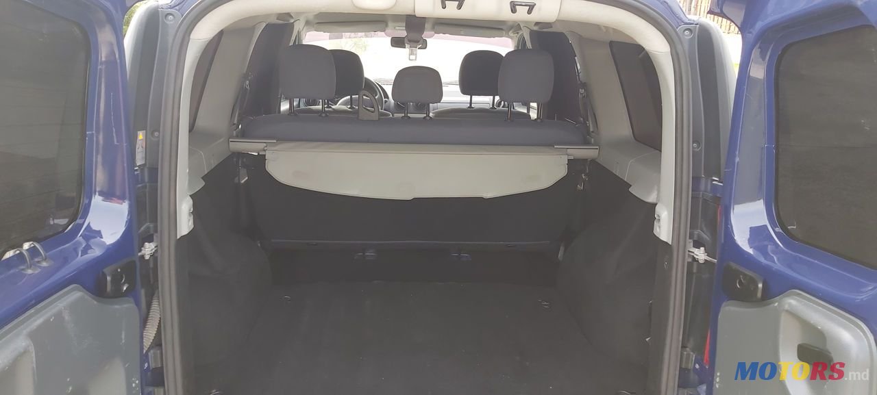 2010' Dacia Logan Mcv photo #4