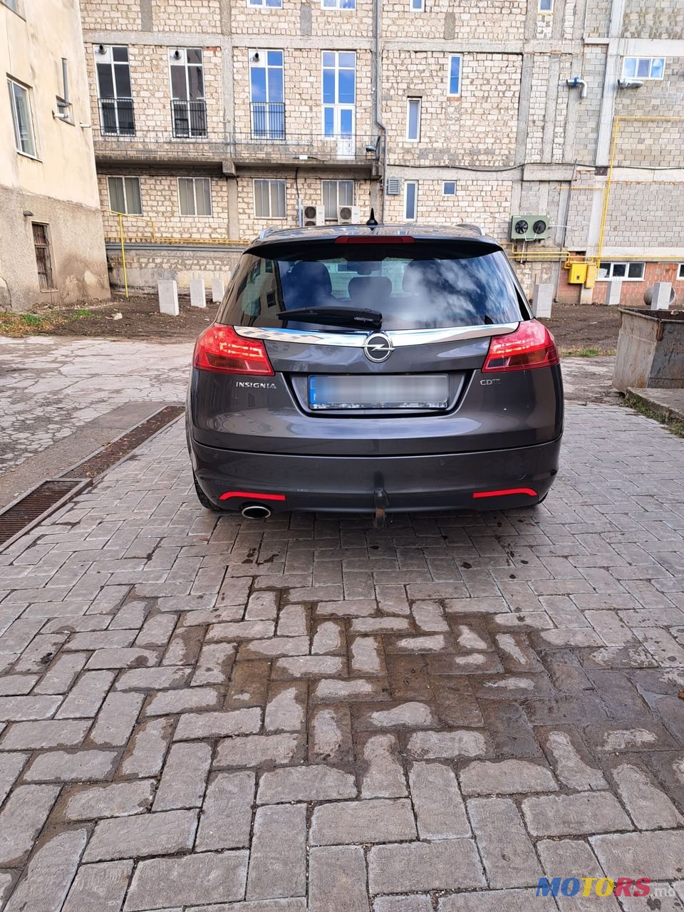 2010' Opel Insignia photo #2