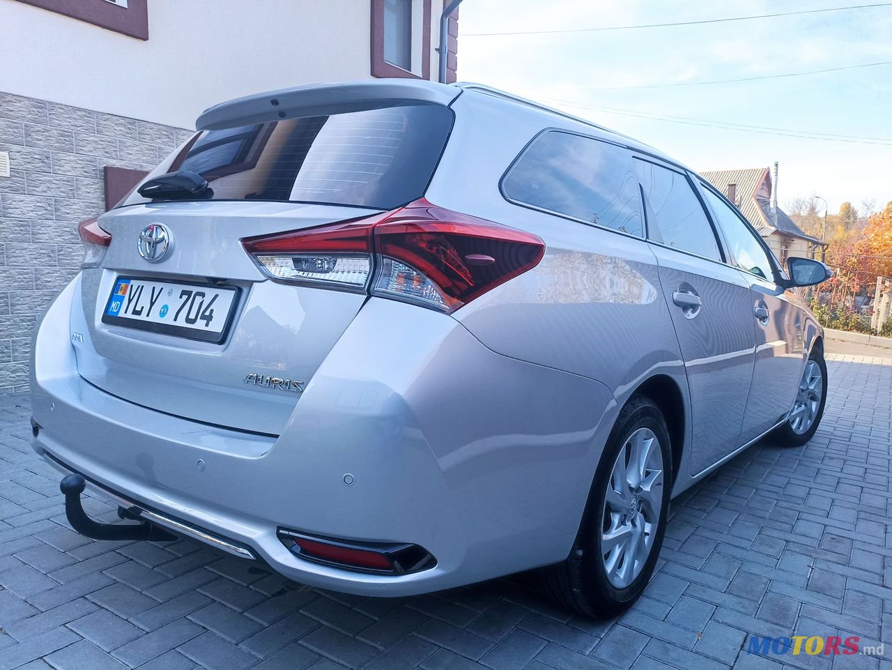 2015' Toyota Auris photo #3