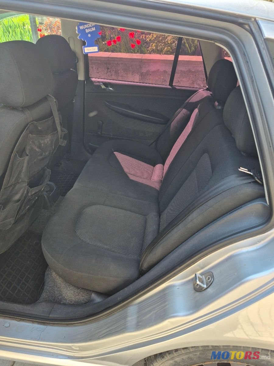 2007' Skoda Fabia photo #3