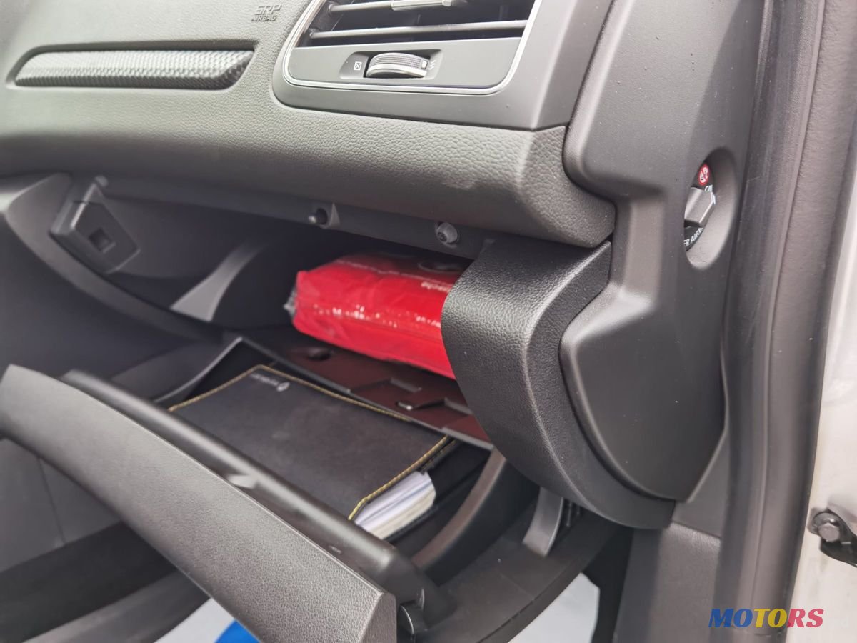 2019' Renault Megane photo #6