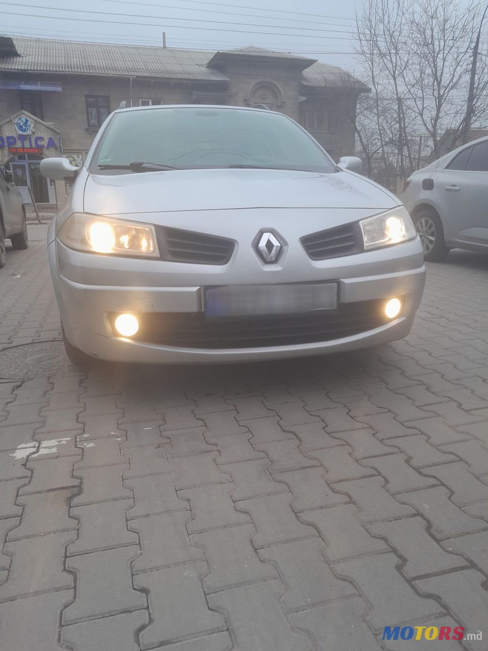 2007' Renault Megane photo #2