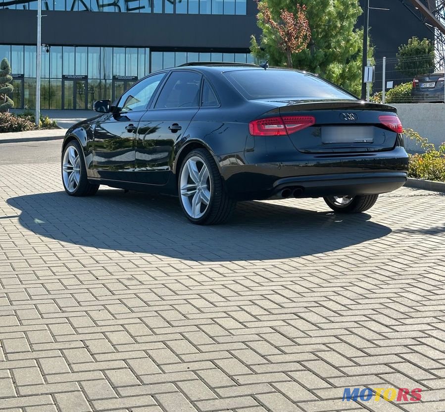 2013' Audi A4 photo #3