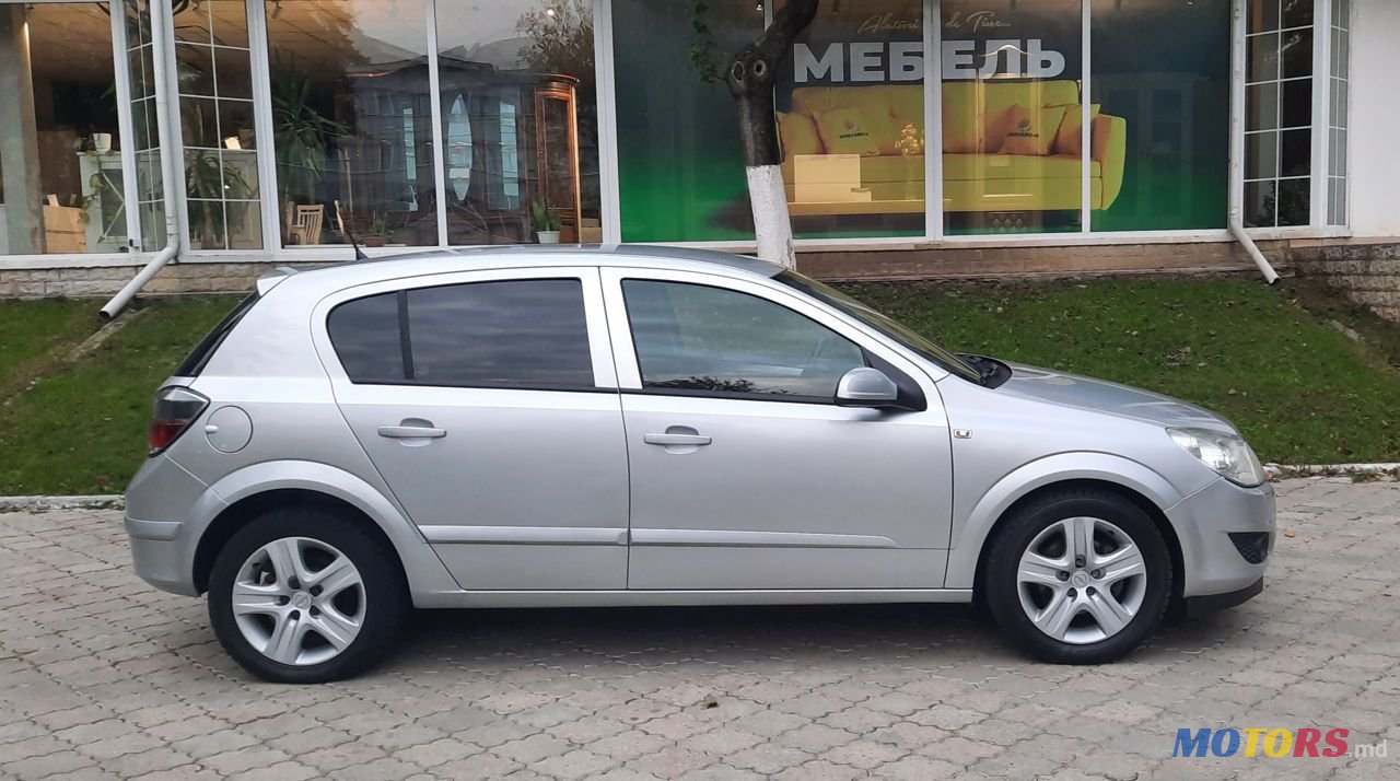 2009' Opel Astra photo #6