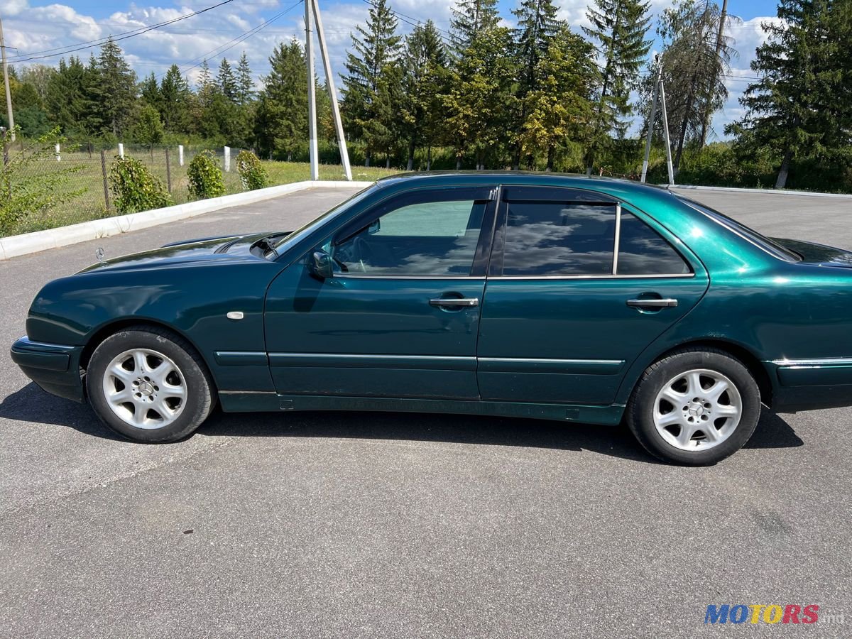 1997' Mercedes-Benz E-Class photo #3