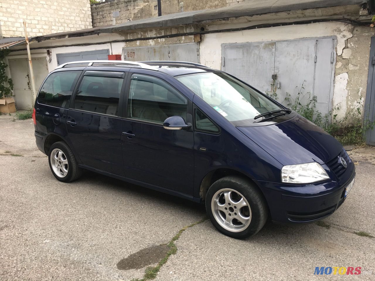 2004' Volkswagen Sharan photo #1