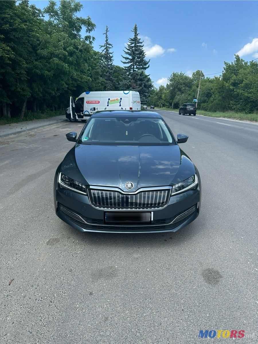 2020' Skoda Superb photo #1