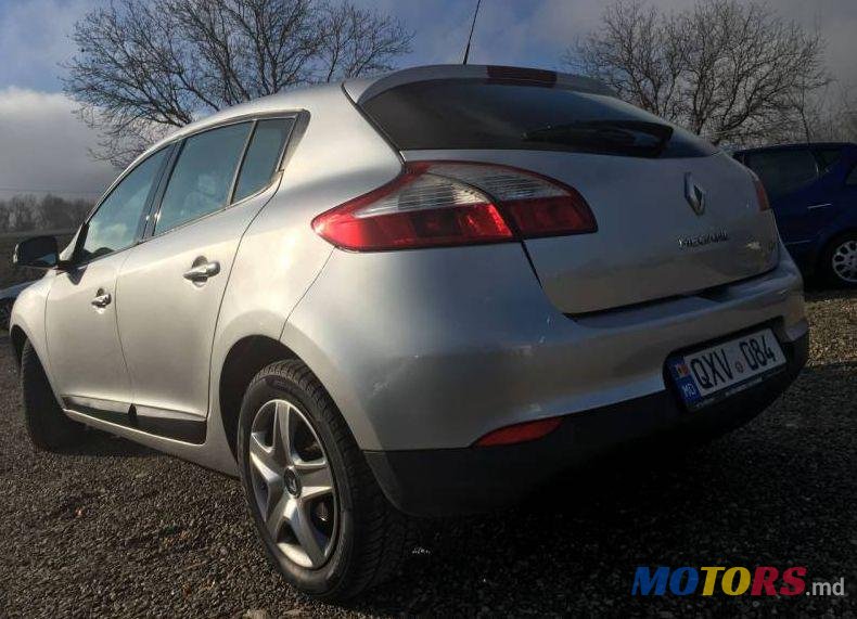 2012' Renault Megane photo #1