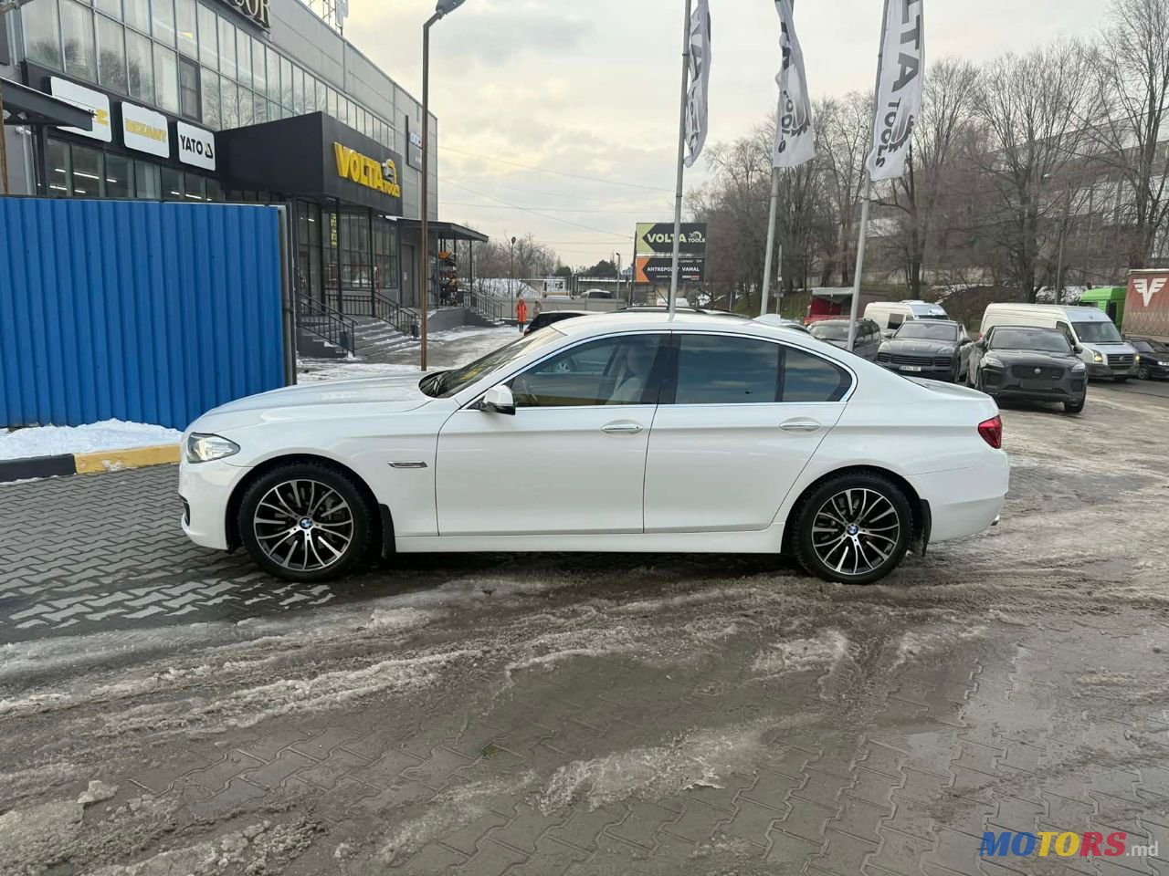 2014' BMW 5 Series photo #1